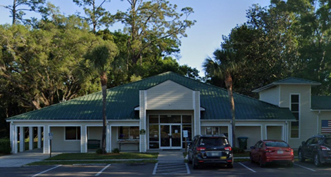 4 Gilchrist County Library